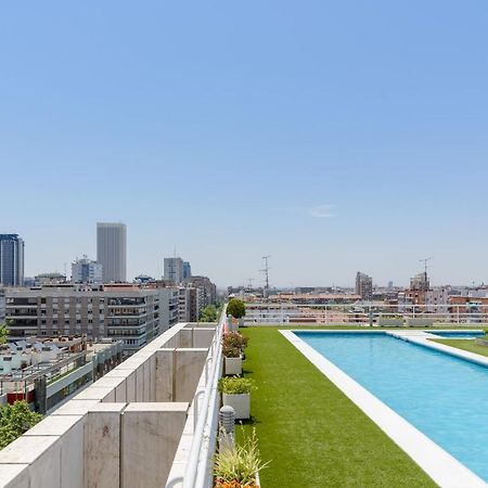 Charming Eurobuilding Skyline Madrid Apartment Bagian luar foto